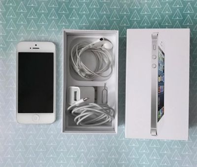 Лот: 8687354. Фото: 1. iPhone 5, 16gb идеальное состояние. Смартфоны