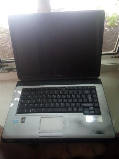 Лот: 9967944. Фото: 1. Toshiba L300. Ноутбуки