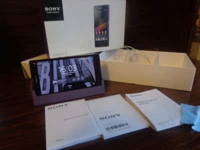 Лот: 6519627. Фото: 1. Sony Xperia Z Полный комплект... Смартфоны