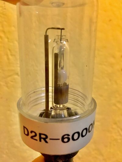 Лот: 16769450. Фото: 1. D2R W-BLUE 6000K. Оптика и освещение
