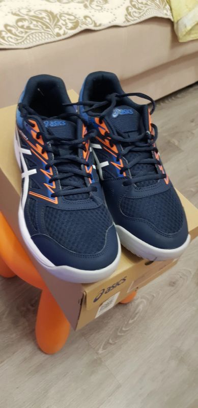Лот: 18833125. Фото: 1. Волейбольные кроссовки Asics Upcourt... Кеды, кроссовки, слипоны