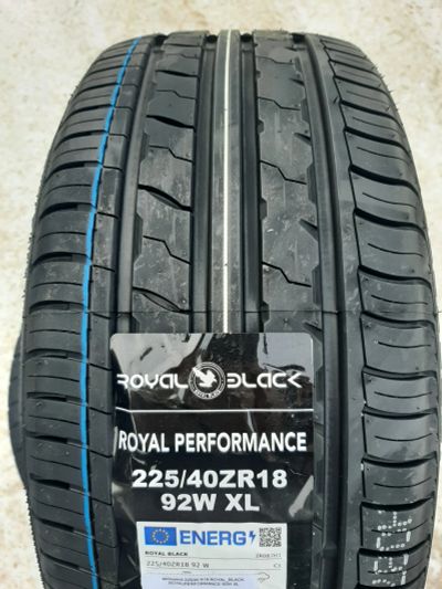 Лот: 25551251. Фото: 1. 225/40 R18 92W Royal Black Performance. Шины
