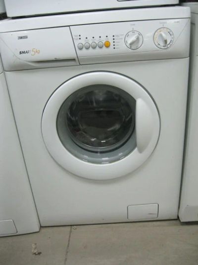 Лот: 2975149. Фото: 1. Стиральная машина Zanussi FE802. Стиральные машины
