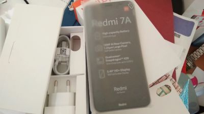 Лот: 15968275. Фото: 1. Redmi 7a. Смартфоны