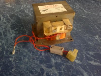 Лот: 5762696. Фото: 1. Трансформатор для микроволновки. Трансформаторы, катушки