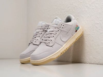 Лот: 24975716. Фото: 1. Кроссовки Nike SB Dunk Low. Кеды, кроссовки, слипоны