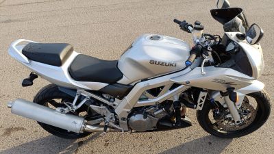 Лот: 25409356. Фото: 1. Мотоцикл Suzuki Sv1000S. Мотоциклы