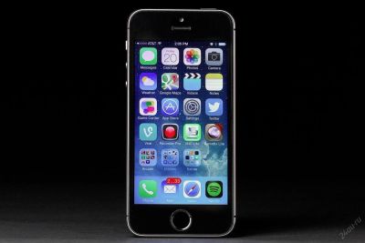Лот: 5590472. Фото: 1. iphone 5s 16gb. Смартфоны