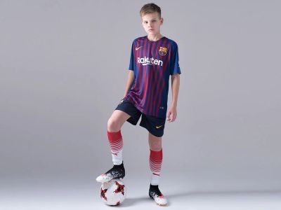 Лот: 16031529. Фото: 1. Футбольная форма Nike FC Barcelona... Форма
