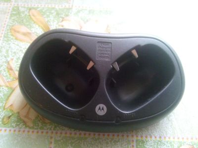 Лот: 7082058. Фото: 1. Носимая радиостанция Motorola... Рации, радиостанции