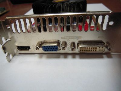 Лот: 5493662. Фото: 1. Видеокарта PCI-E GeForce 9800GT... Видеокарты