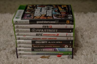 Лот: 4783677. Фото: 1. игры XBOX 360 (лицензия) 5 дисков... Игры для консолей