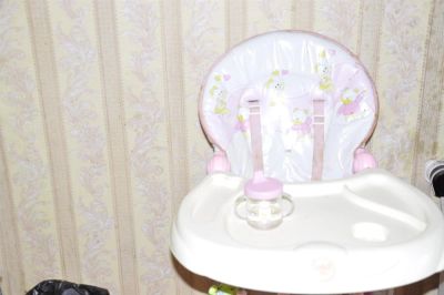 Лот: 3125152. Фото: 1. Стульчик для кормления. Другое (дети растут)