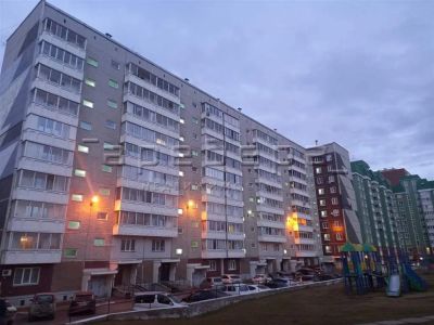 Лот: 19905189. Фото: 1. 2-комнатная квартира на б-р Ботанический... Квартиры, студии