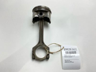 Лот: 23338179. Фото: 1. Поршень с шатуном Mitsubishi Colt... Двигатель и элементы двигателя