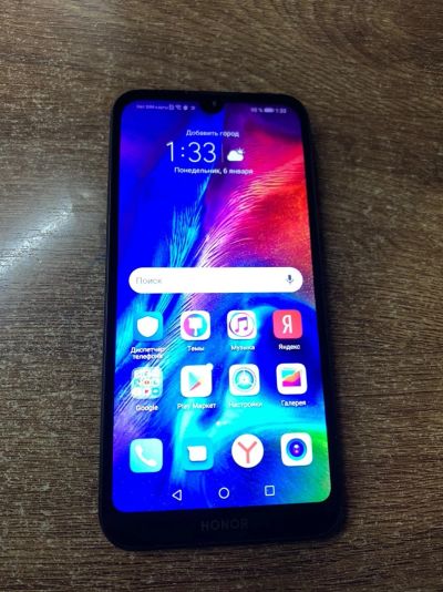 Лот: 15258082. Фото: 1. Смартфон Honor 8S 32GB. Смартфоны