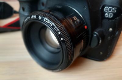 Лот: 16792841. Фото: 1. Объектив Canon EF 50mm f/1.8. Объективы