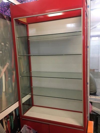 Лот: 11353461. Фото: 1. Стеклянная витрина б/у в хорошем... Мебель для торговли