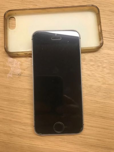 Лот: 19308717. Фото: 1. iPhone 5s. Смартфоны