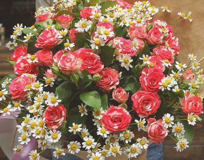 Лот: 7497477. Фото: 1. Сборный букет. Цветы на Щорса... Свежие цветы