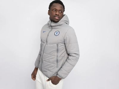 Лот: 24978219. Фото: 1. Куртка Nike. Верхняя одежда