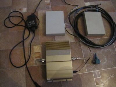 Лот: 1254672. Фото: 1. GSM усилитель, репитер Remotek... Другое (смартфоны, связь, навигация)