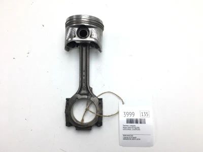 Лот: 20374768. Фото: 1. Поршень с шатуном Nissan Cefiro... Двигатель и элементы двигателя