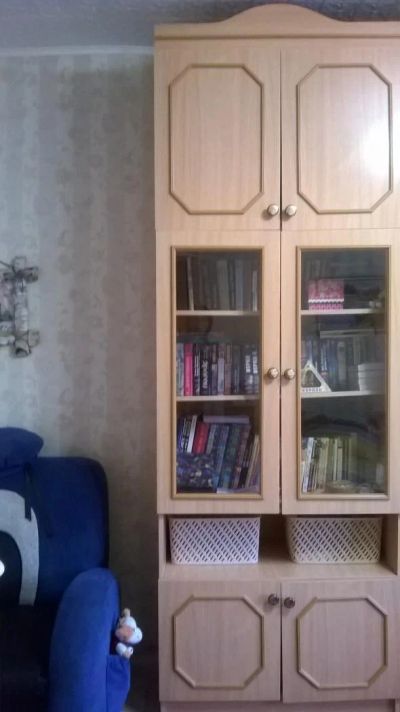 Лот: 6018520. Фото: 1. Шкафчик. Гостиные, стенки, горки