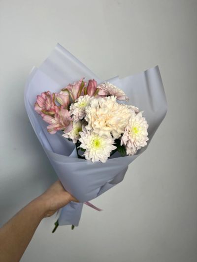 Лот: 24615467. Фото: 1. Букет - комплимент. Свежие цветы