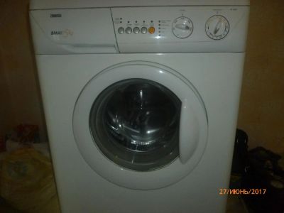 Лот: 9889011. Фото: 1. Стиральная машинка Zanussi smart... Стиральные машины