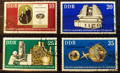 Лот: 21589834. Фото: 1. ГДР 1975 275 лет Академии наук... Марки
