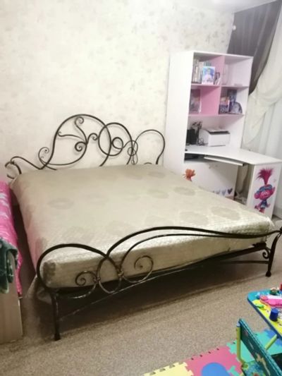 Лот: 15112782. Фото: 1. Кованая кровать. Кровати