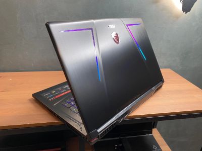 Лот: 21734762. Фото: 1. MSI Raider GE73 17,3"120Hz/i7-8750H... Ноутбуки