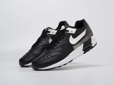 Лот: 18814614. Фото: 1. Кроссовки Nike Air Max 1. Кеды, кроссовки, слипоны