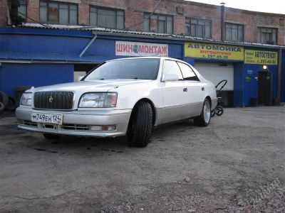 Лот: 1688764. Фото: 1. Toyota Crown Majesta V8. Автомобили