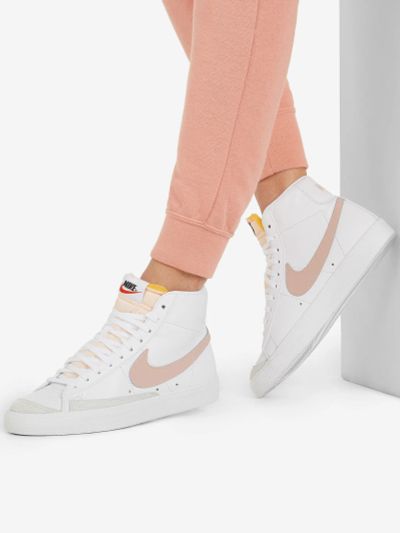 Лот: 24284925. Фото: 1. Кеды женские Nike Blazer Mid... Кеды, кроссовки, слипоны