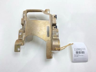 Лот: 25318756. Фото: 1. Маслоотражатель Subaru Legacy... Двигатель и элементы двигателя