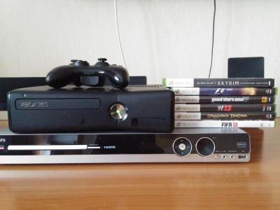 Лот: 6740929. Фото: 1. Microsoft Xbox 360 4 ГБ. Игровые приставки, консоли