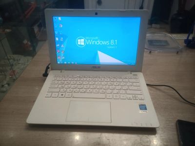 Лот: 19955266. Фото: 1. Ноутбук Asus X200CA [Intel Celeron... Ноутбуки
