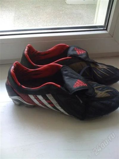 Лот: 916046. Фото: 1. Бутсы Adidas Predators. Кеды, кроссовки, слипоны