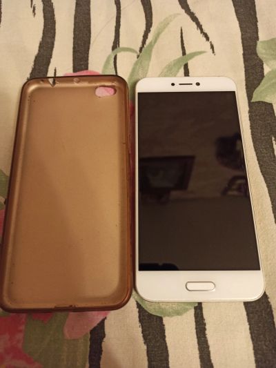 Лот: 15209422. Фото: 1. Xiaomi Mi5C. Смартфоны