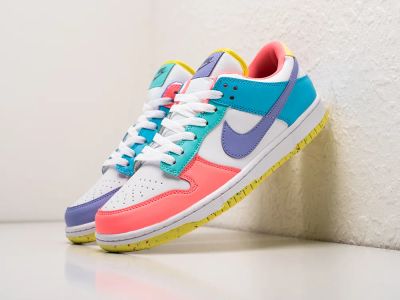 Лот: 24978536. Фото: 1. Кроссовки Nike SB Dunk Low. Кеды, кроссовки, слипоны