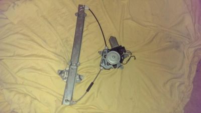 Лот: 5448810. Фото: 1. Стеклоподъемник для Nissan Bluebird... Электрооборудование