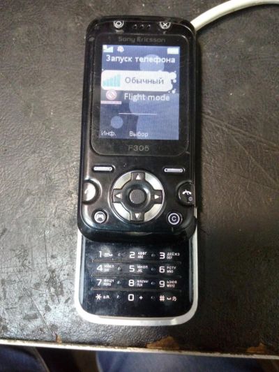 Лот: 8419016. Фото: 1. Sony Ericsson F305 на запчасти. Кнопочные мобильные телефоны