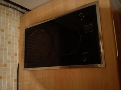 Лот: 3140721. Фото: 1. Стеклокерамическая плита Hansa. Плиты, духовые шкафы, варочные поверхности