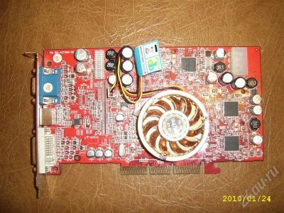 Лот: 217805. Фото: 1. Radeon 9800 128 mb (DDR2) 256... Видеокарты
