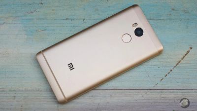 Лот: 9766280. Фото: 1. Сотовый телефон Xiaomi Redmi 4... Кнопочные мобильные телефоны