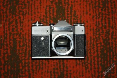 Лот: 973179. Фото: 1. Зенит-Е БЕЗ объектива. Плёночные зеркальные