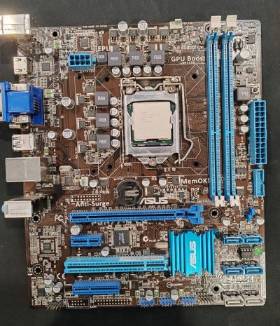 Лот: 25412404. Фото: 1. Материнская плата asus P8H77-m... Материнские платы