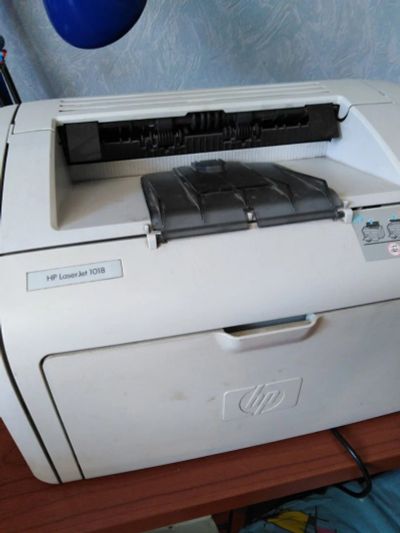 Лот: 13944819. Фото: 1. Принтер HP laserjet 1018 рабочий... Лазерные принтеры